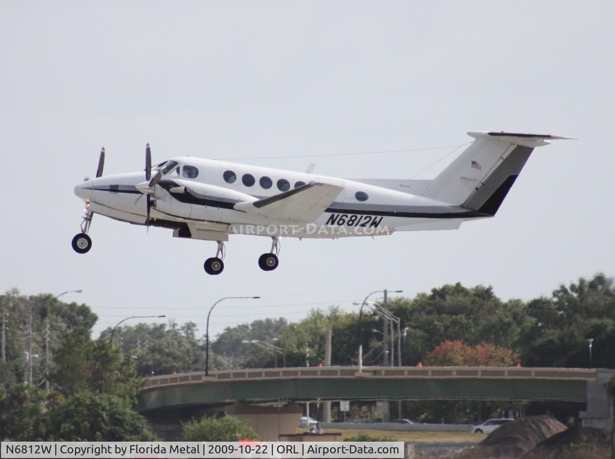 N6812W, 1985 Beech 300 C/N FA-38, Beecn 300