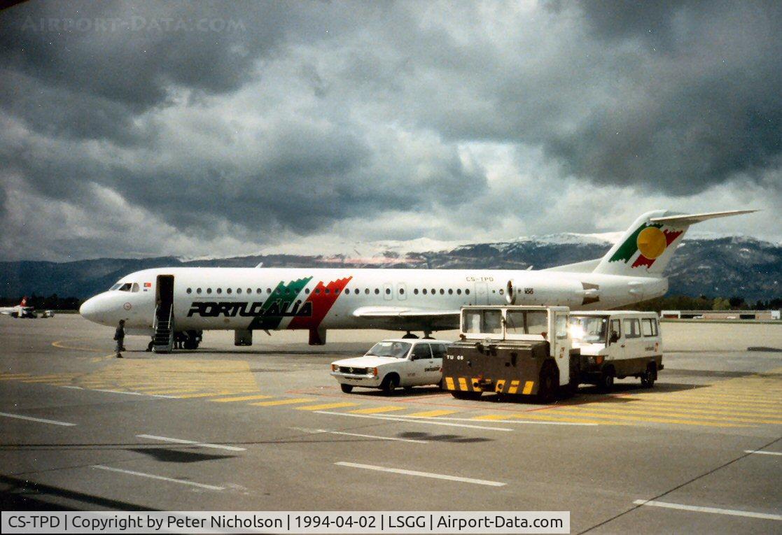 CS-TPD, 1991 Fokker 100 (F-28-0100) C/N 11317, Fokker F100 of Portugair as seen at Geneva in April 1994.