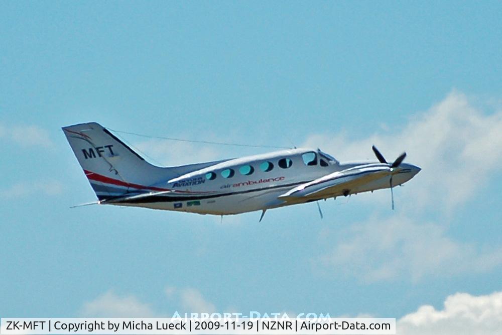 ZK-MFT, Cessna 421C Golden Eagle C/N 421C-0886, At Napier