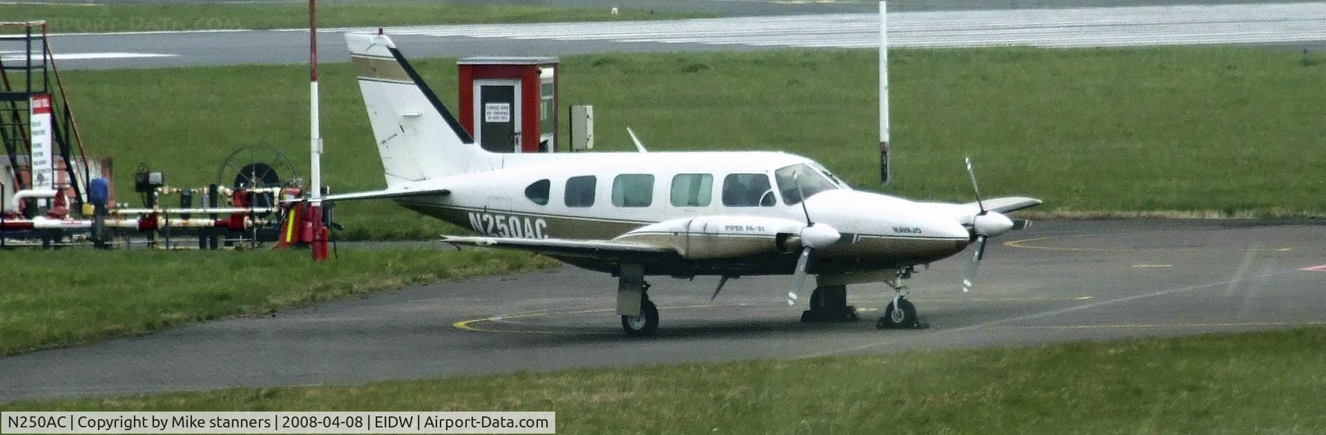 N250AC, Piper PA-31T Cheyenne C/N 31T-7612040, PA-31-310 Navajo C At DUB