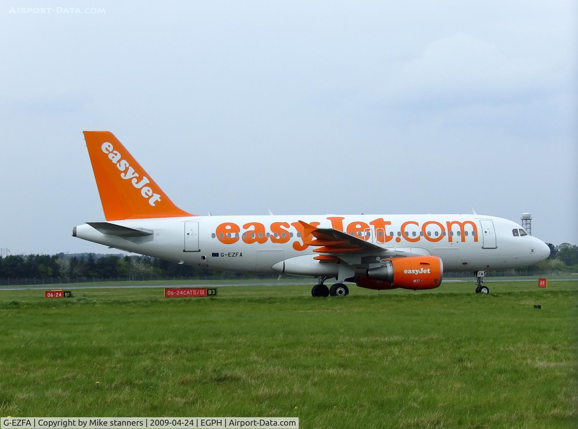 G-EZFA, 2009 Airbus A319-111 C/N 3788, Edinburgh based easyjet A319 arrives back at EDI