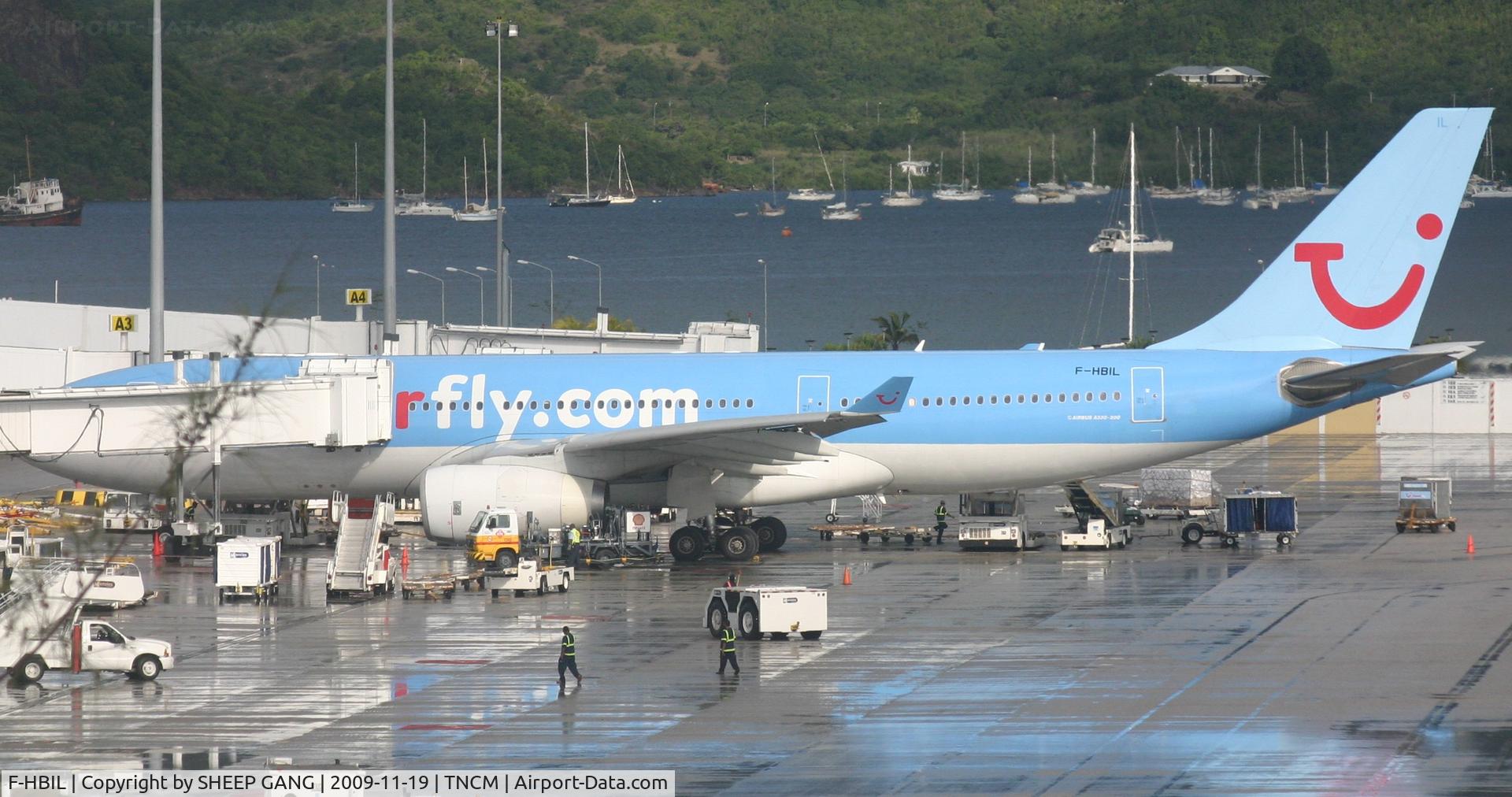 F-HBIL, 2000 Airbus A330-243 C/N 320, Corsair at the gate A2 for parking