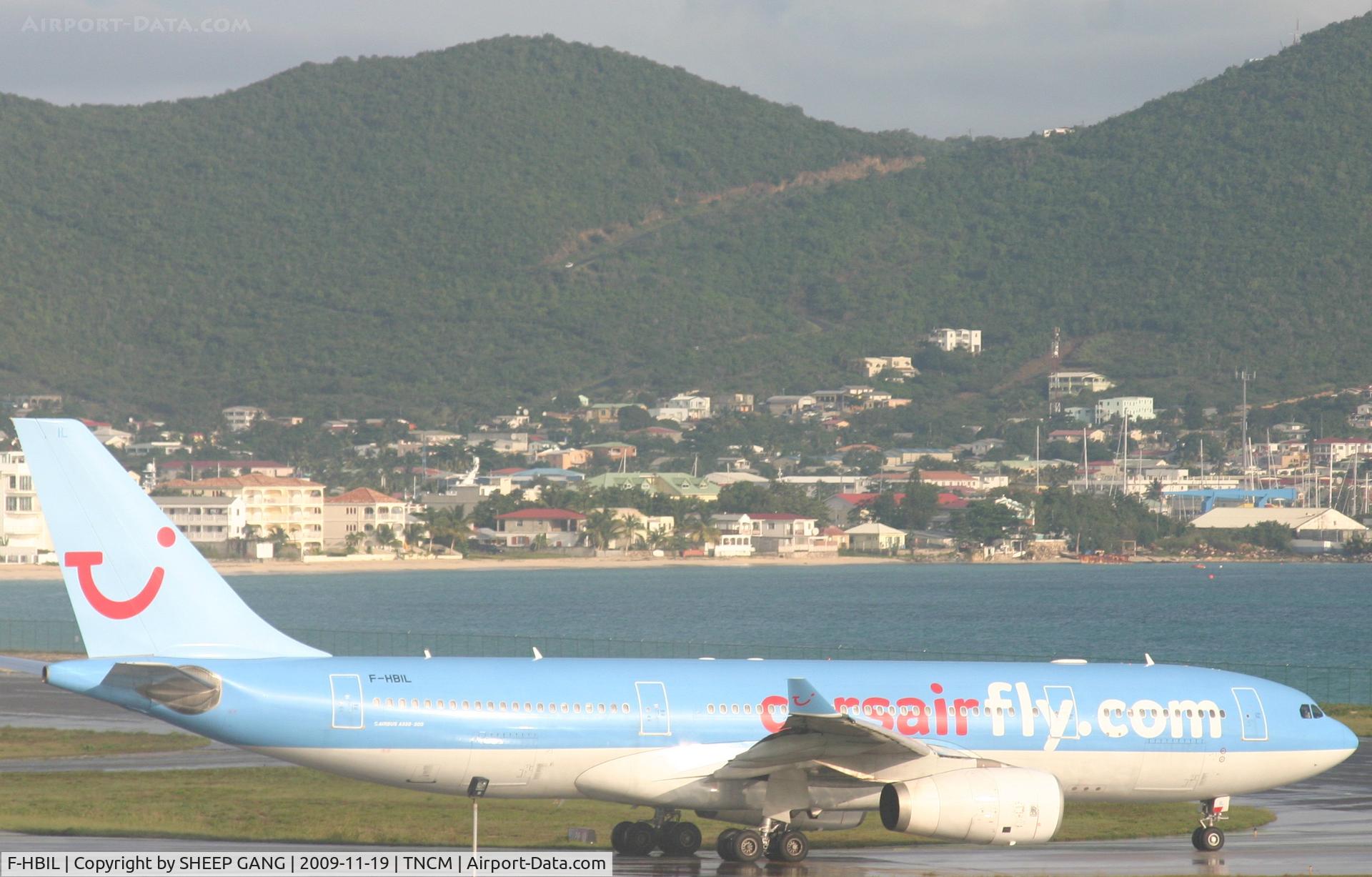 F-HBIL, 2000 Airbus A330-243 C/N 320, Corsairtaxing to exit C to back track runway 28 for take off