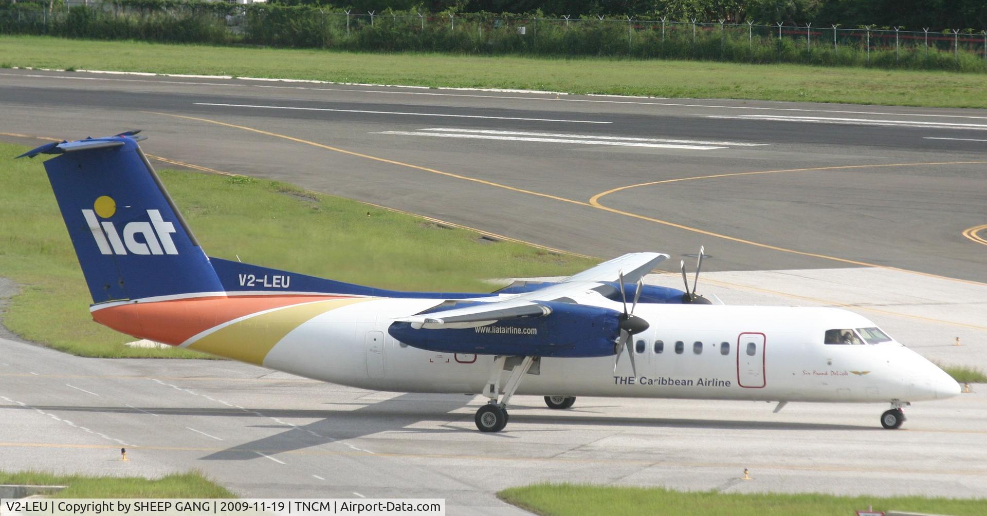 V2-LEU, 1995 De Havilland Canada DHC-8-311B Dash 8 C/N 408, liat taxing to A for take off