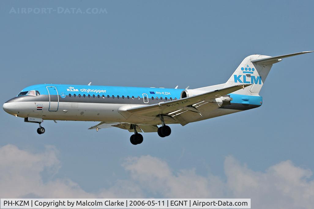PH-KZM, 1995 Fokker 70 (F-28-0070) C/N 11561, Fokker 70 (F-28-0070) on approach to rwy 25 at Newcastle Airport, UK.