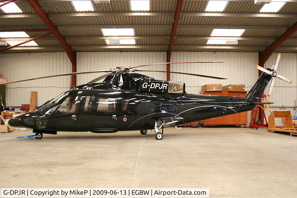 G-DPJR, 1989 Sikorsky S-76B C/N 760352, Pictured with Heli-Air.