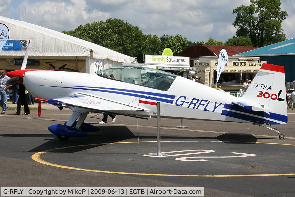 G-RFLY, 2008 Extra EA-300L C/N 1284, Exhibitor at Aero Expo 2009.