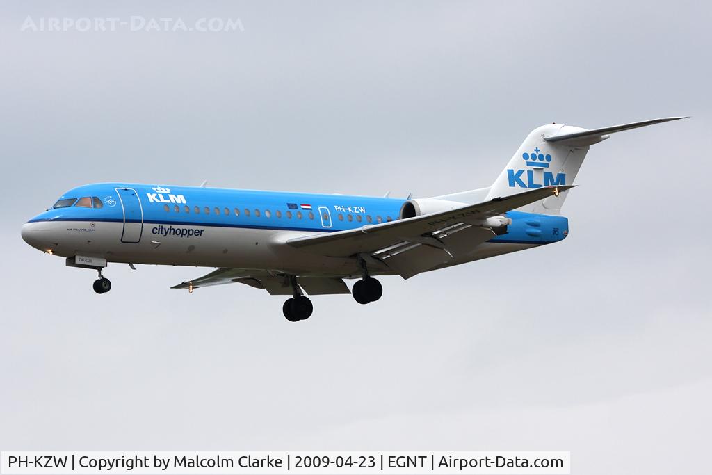 PH-KZW, 1995 Fokker 70 (F-28-0070) C/N 11558, Fokker 70 (F-28-0070) on approach to rwy 25 at Newcastle Airport, UK.