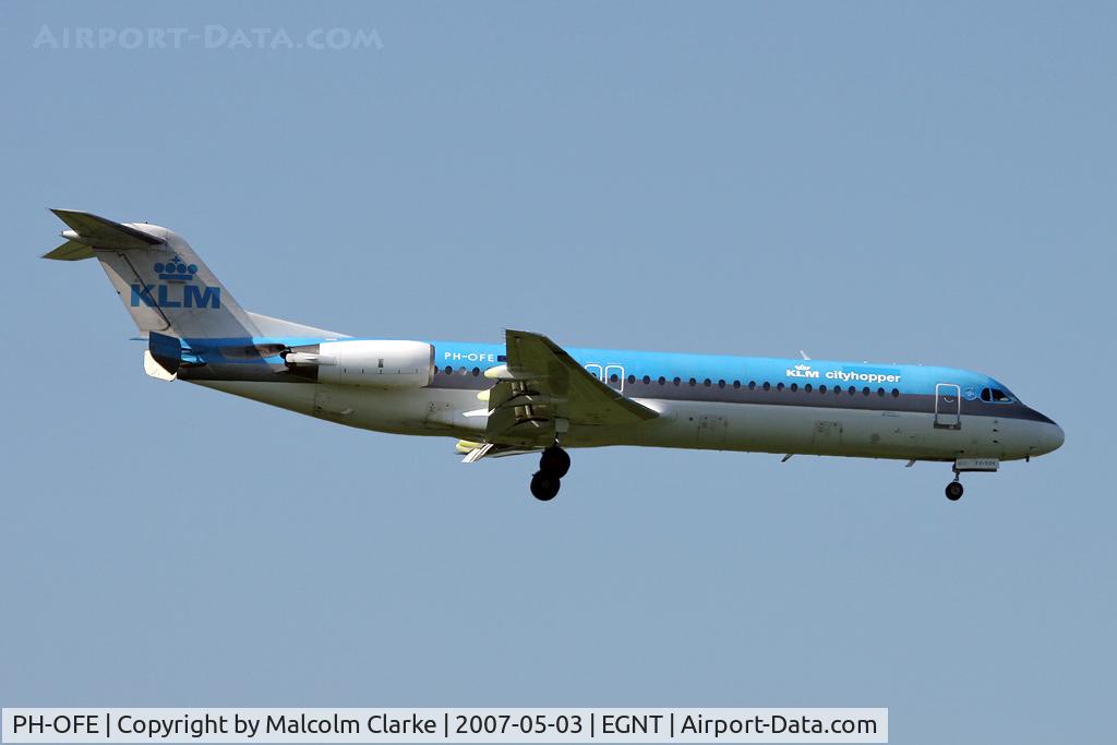 PH-OFE, 1989 Fokker 100 (F-28-0100) C/N 11260, Fokker 100 (F-28-0100) on approach to rwy 07 at Newcastle Airport, UK.