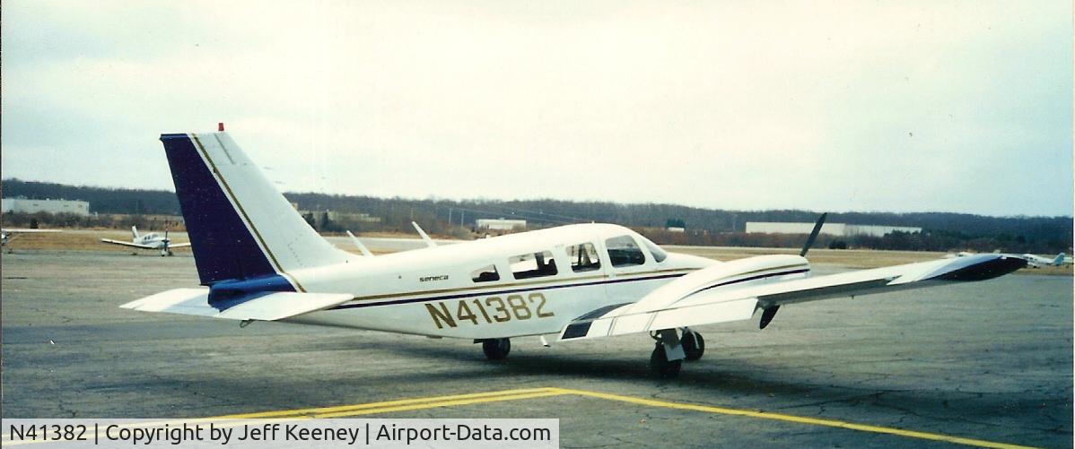 N41382, 1974 Piper PA-34-200 C/N 34-7450114, Just after I painted it, 1996 or '97.