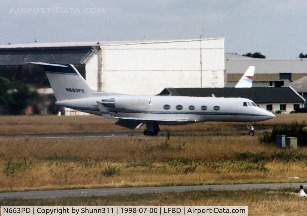 N663PD, 1987 Gulfstream Aerospace G-IV C/N 1022, Taxiing to the terminal...