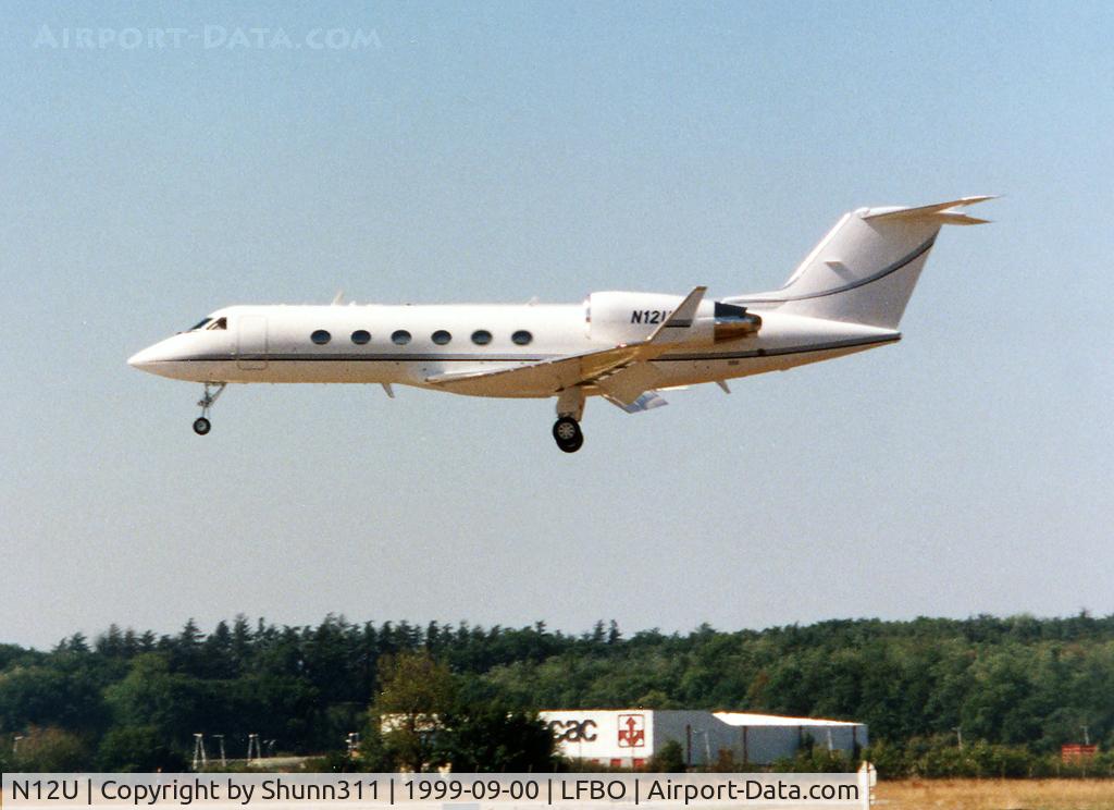 N12U, 1989 Gulfstream Aerospace Gulfstream IV C/N 1112, Landing rwy 15L