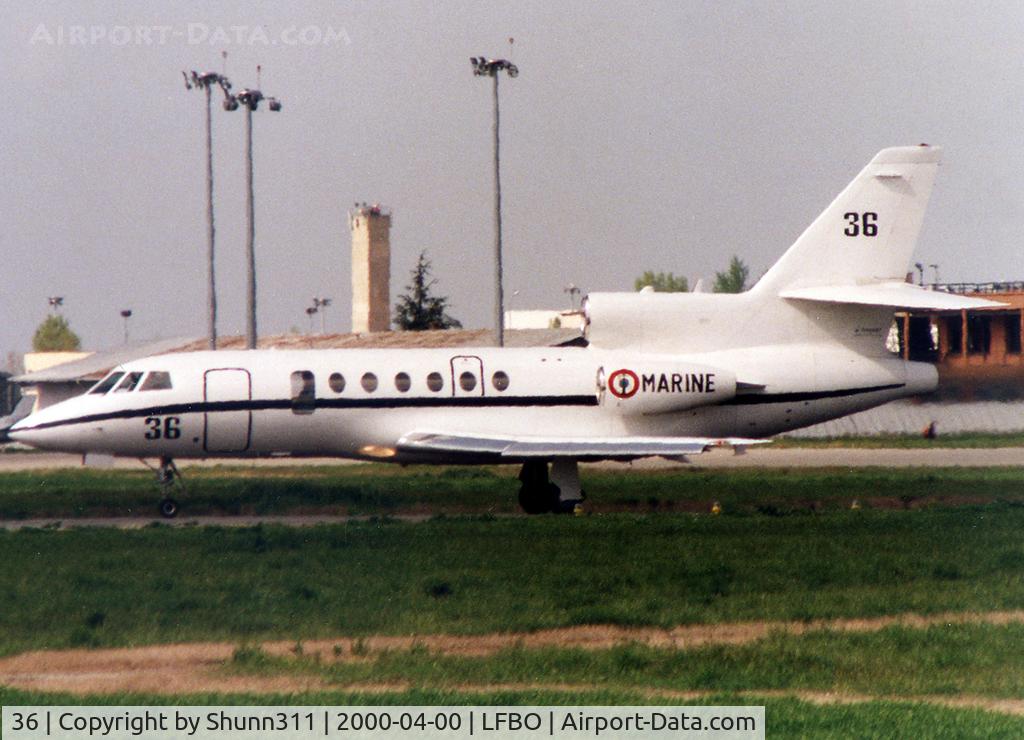 36, 1980 Dassault Falcon 50 C/N 36, Lining up rwy 33R for the first French Navy Falcon 50 by the past