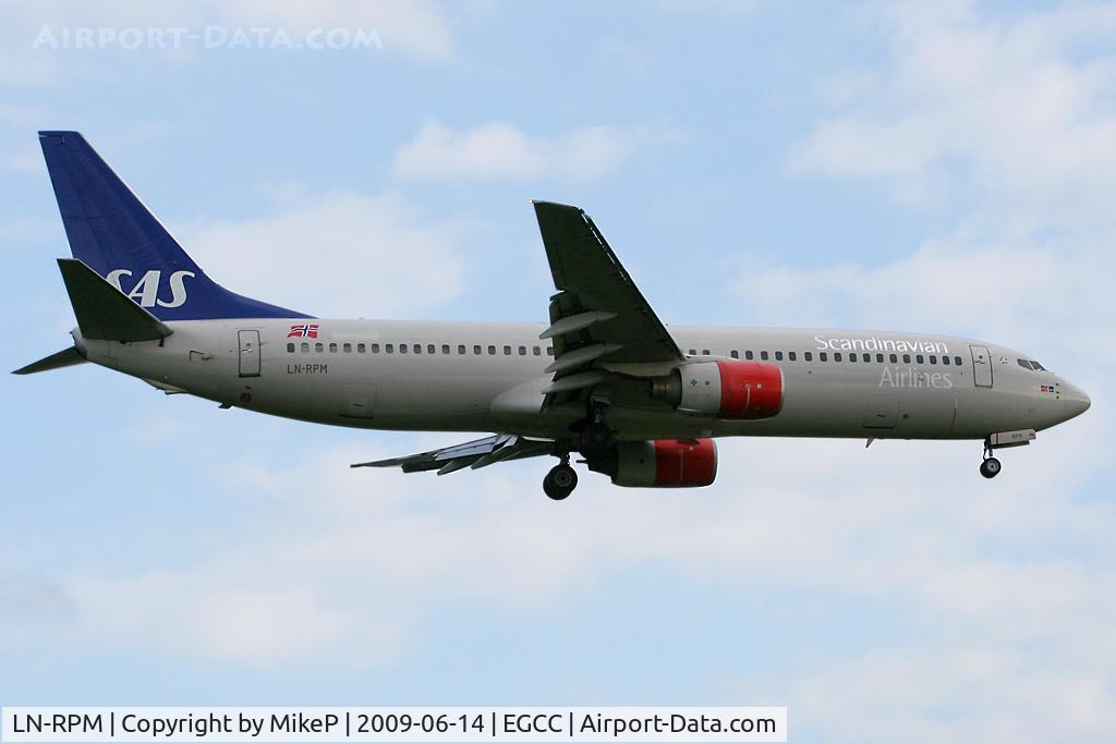 LN-RPM, 2000 Boeing 737-883 C/N 30195, Short final to Runway 23R at Manchester.