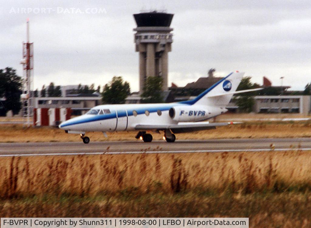 F-BVPR, 1975 Dassault Falcon 10 C/N 5, Arriving rwy 33L