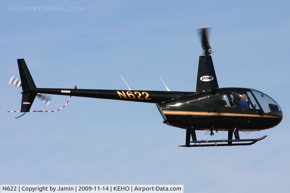 N622, 2002 Robinson R44 II C/N 10003, Coming in to land during the Shelby fly-in.