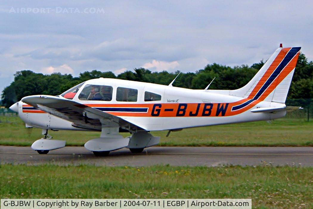 G-BJBW, 1981 Piper PA-28-161 Cherokee Warrior II C/N 28-8116280, Piper PA-28-161 Warrior II [28-8116280] Kemble~G 11/07/2004. Seen at the PFA Fly in 2004 Kemble UK.