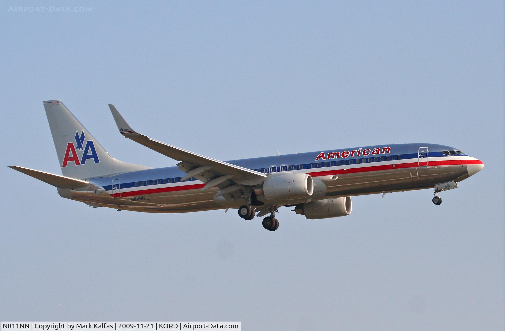 N811NN, 2009 Boeing 737-823 C/N 31079, AAL711 from KFLL, short final 22R KORD.