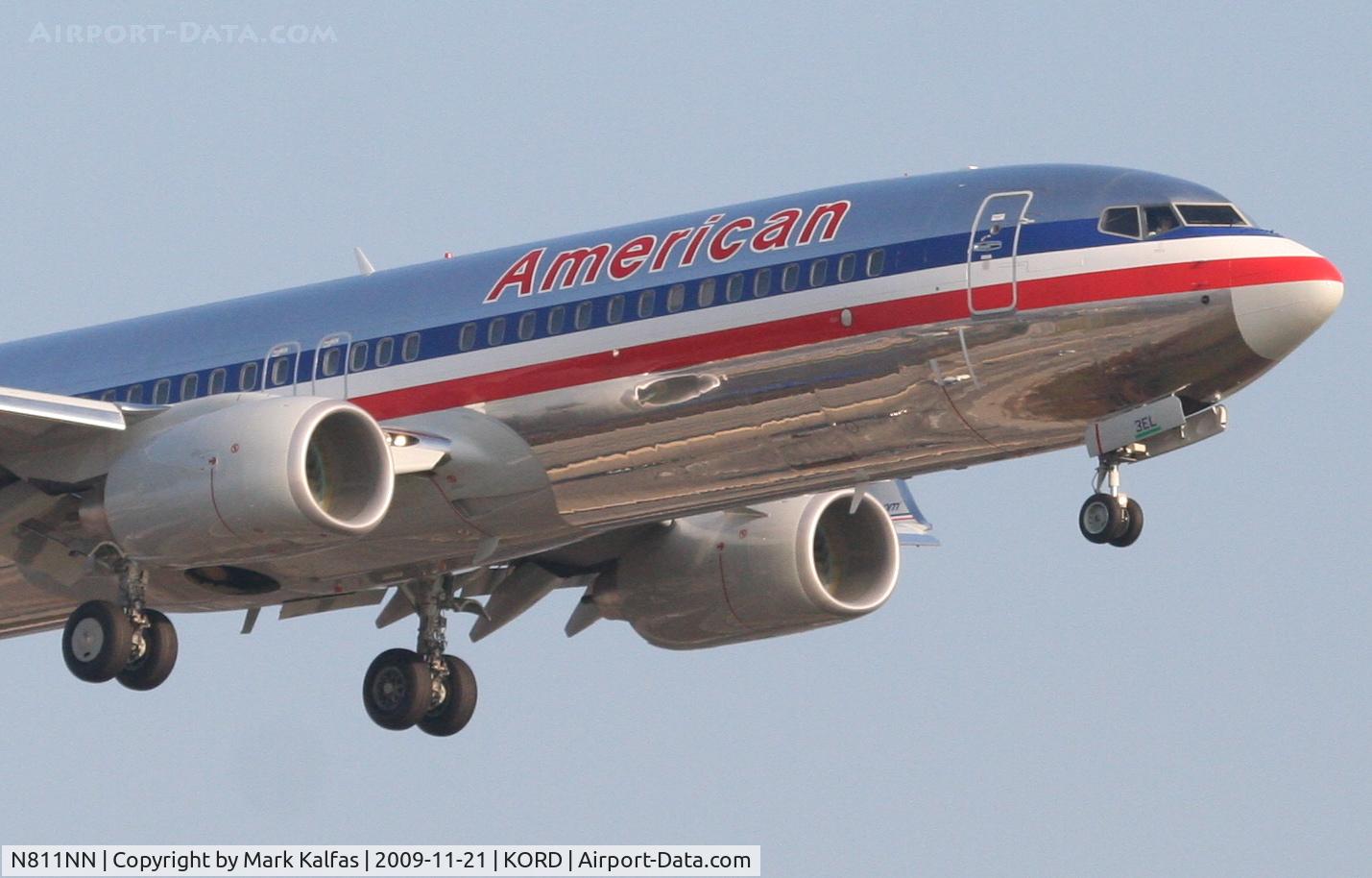 N811NN, 2009 Boeing 737-823 C/N 31079, AAL711 from KFLL, short final 22R KORD.