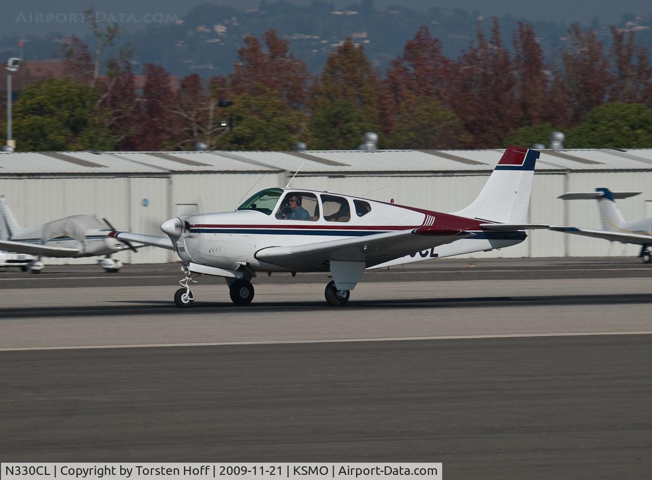N330CL, 1962 Beech 35-B33 Debonair C/N CD-488, N330CL departing from RWY 21