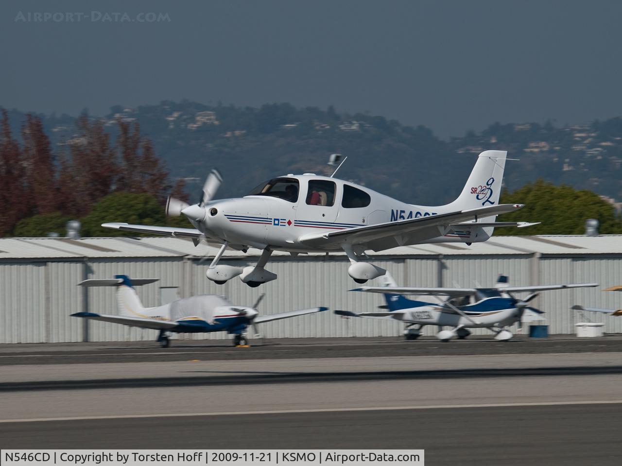 N546CD, 2005 Cirrus SR22 G2 C/N 1627, N546CD arriving on RWY 21