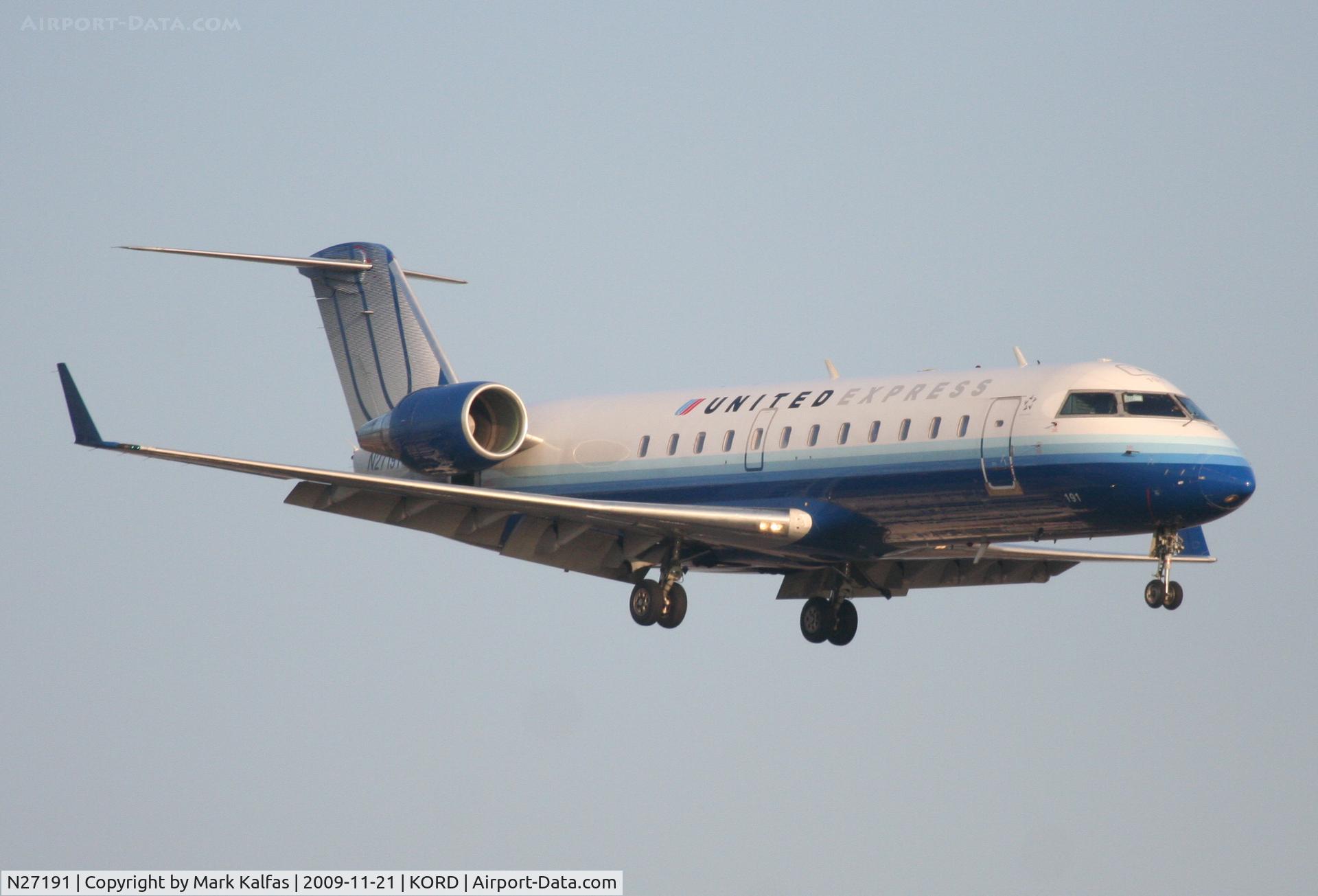 N27191, 1997 Canadair CRJ-200LR (CL-600-2B19) C/N 7191, Mesa Airlines Canadair CL-600-2B19, ASH7022 arriving from KGRR, short final 22R KORD.