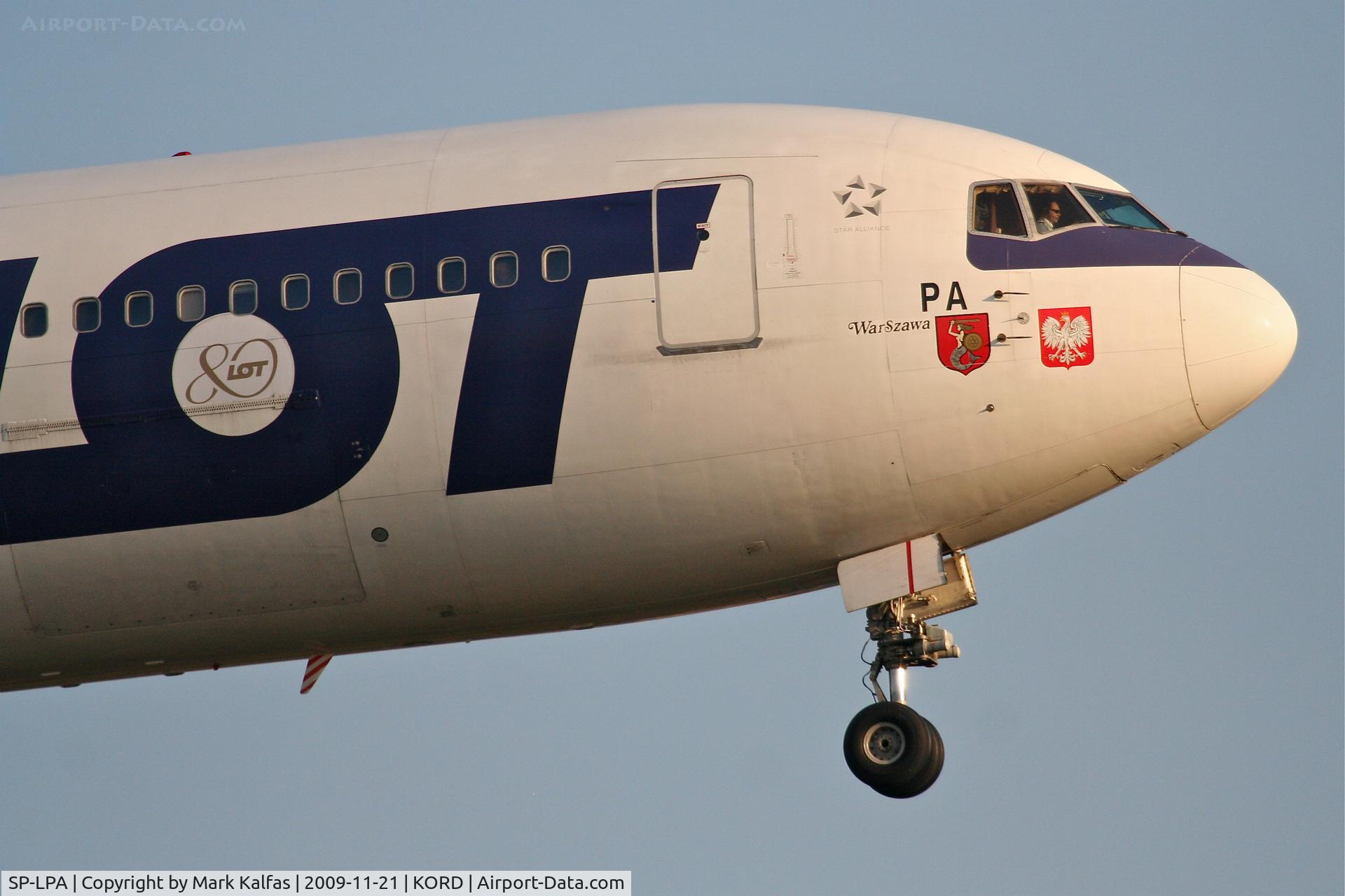 SP-LPA, 1990 Boeing 767-35D/ER C/N 24865, LOT Boeing 767-35D (ER), LOT1 arriving from EPWA, short final 22R KORD.