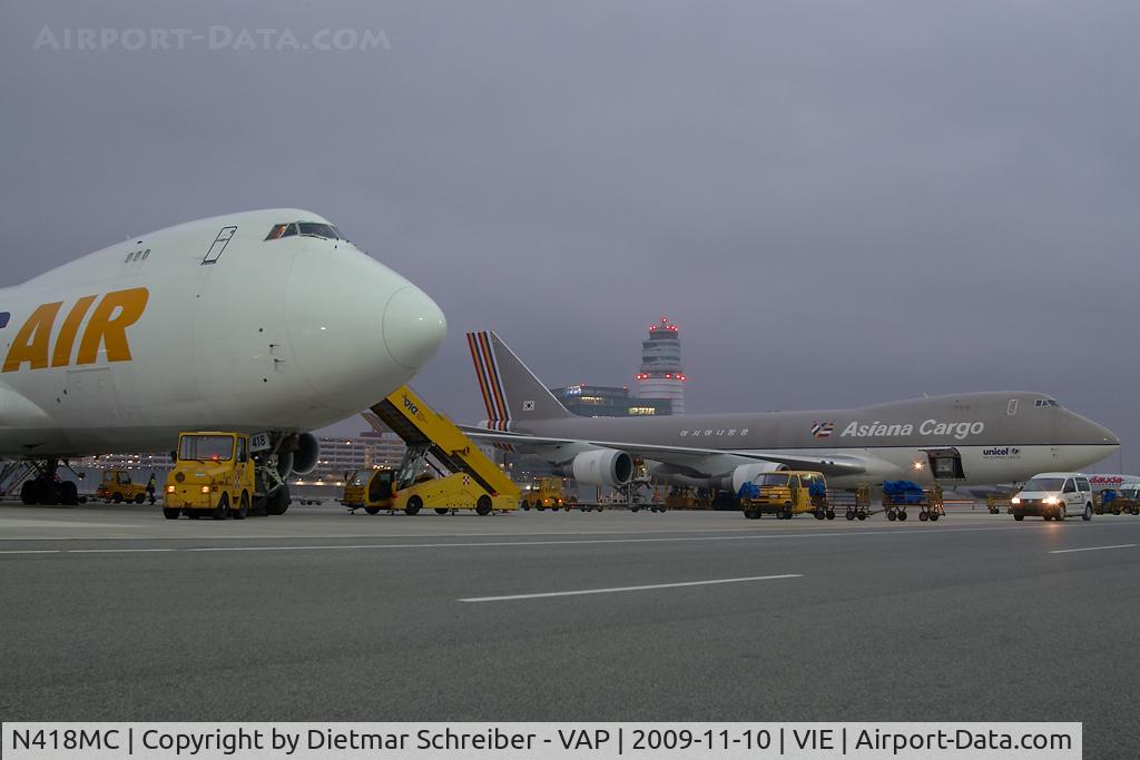N418MC, 2002 Boeing 747-47UF C/N 32840, Atlas Air Boeing 747-400