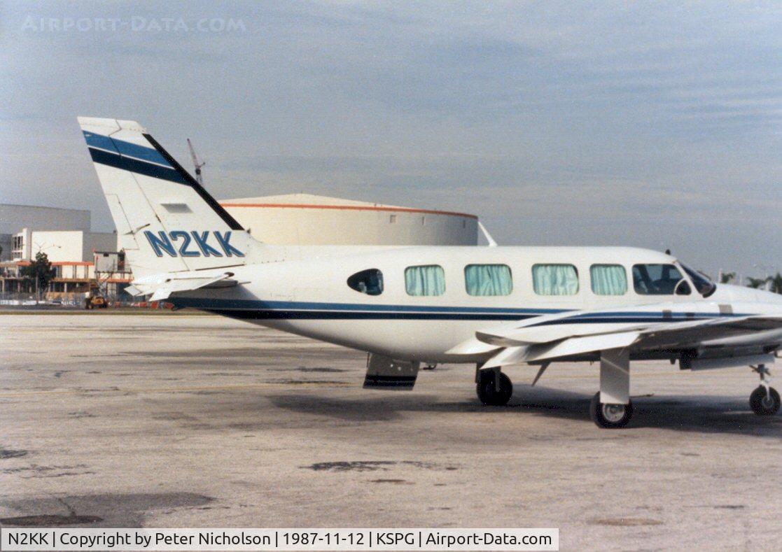 N2KK, 1978 Piper PA-31-350 Chieftain C/N 31-7852116, PA-31 Navajo Chieftain at St. Petersburg in November 1987.