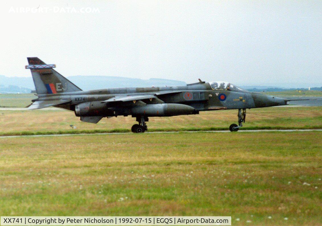 XX741, 1974 Sepecat Jaguar GR.1A C/N S.38, Jaguar GR.1A of 6 Squadron preparing to depart RAF Lossiemouth in the Summer of 1992.