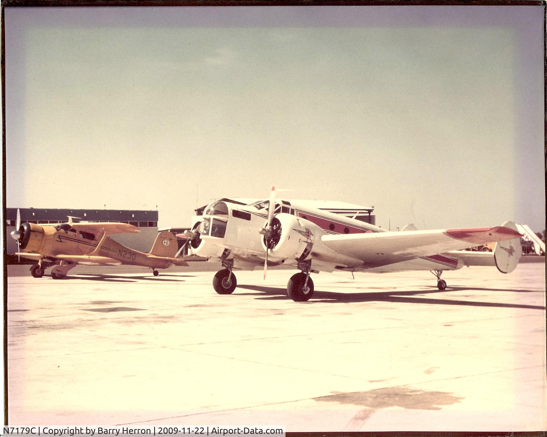 N7179C, 1943 Beech AT-11 Kansan C/N 3811, N7179C 1975 La Paz Mexico