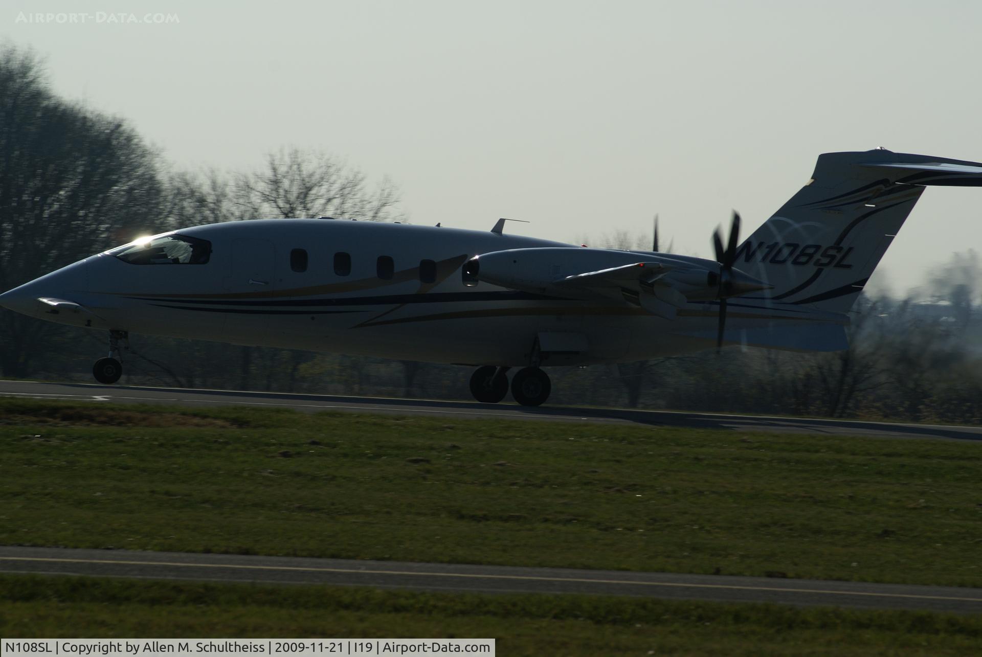 N108SL, 2005 Piaggio P-180 C/N 1108, 2005 Piaggio P180