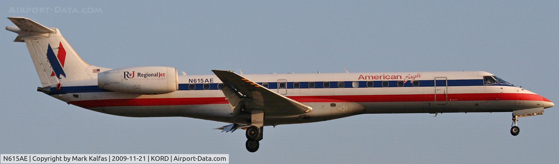 N615AE, 1998 Embraer ERJ-145LR (EMB-145LR) C/N 145087, American Eagle EMB-145LR, EGF4073 arriving from KEVV, short final 22R KORD.