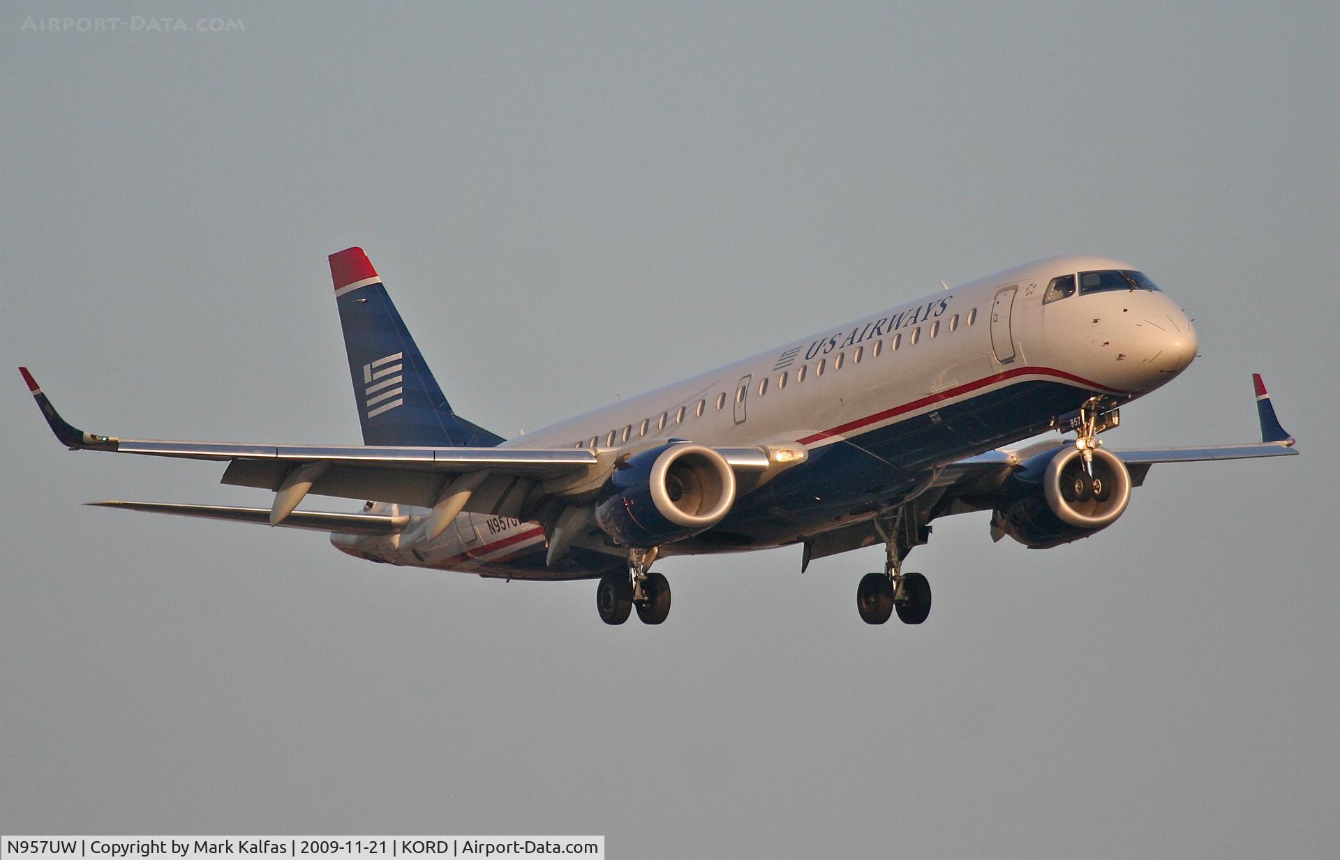 N957UW, 2008 Embraer ERJ-190-100 IGW 190AR C/N 19000161, US AIRWAYS ERJ 190-100 IGW , AWE924 arriving from KCLT, short final 22R KORD.