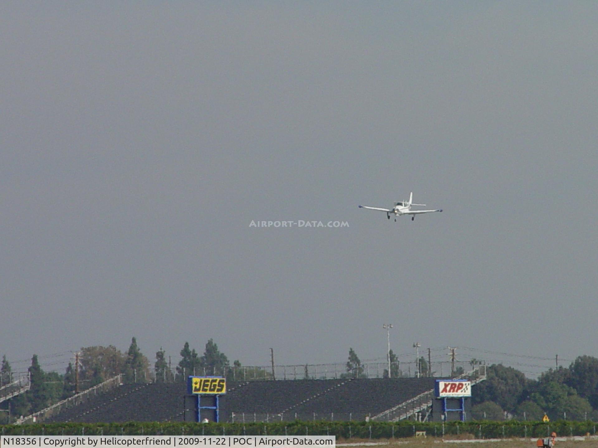 N18356, 1977 Beech A36 Bonanza 36 C/N E-1101, On final 26R