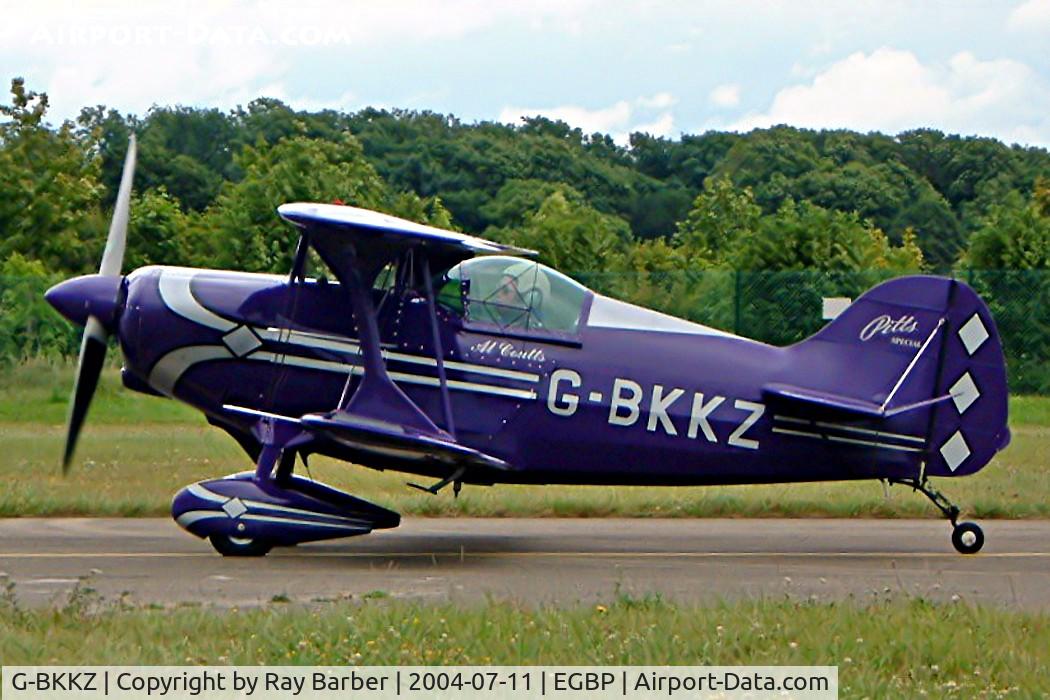 G-BKKZ, 2000 Pitts S-1S Special C/N PFA 009-10525, Pitts S-1S Special [PFA 009-10525] Kemble~G 11/07/2004. Seen at the PFA Fly in 2004 Kemble UK.