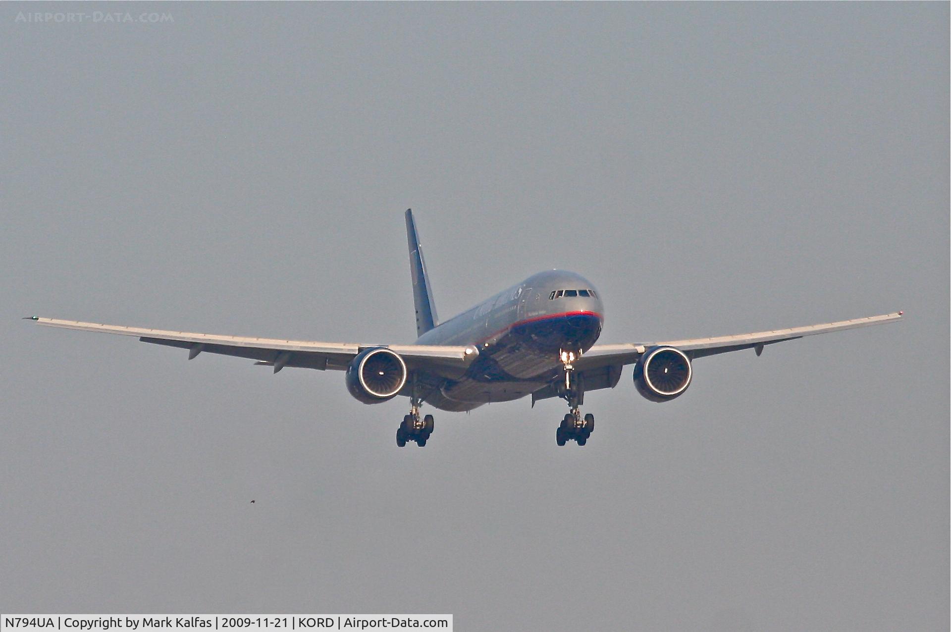 N794UA, 1997 Boeing 777-222 C/N 26953, United Airlines Boeing 777-222, UAL941 arriving from EDDF, short final 22R KORD