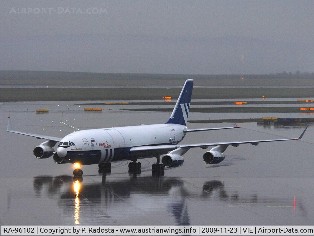 RA-96102, 1997 Ilyushin Il-96-400T C/N 97693201002, First visit at VIE