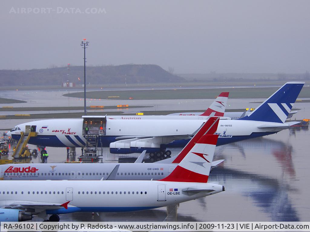 RA-96102, 1997 Ilyushin Il-96-400T C/N 97693201002, First visit at VIE