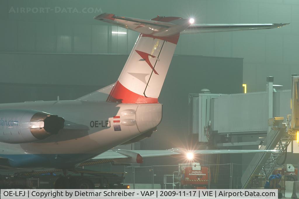 OE-LFJ, 1995 Fokker 70 (F-28-0070) C/N 11532, Austrian Arrows Fokker 70
