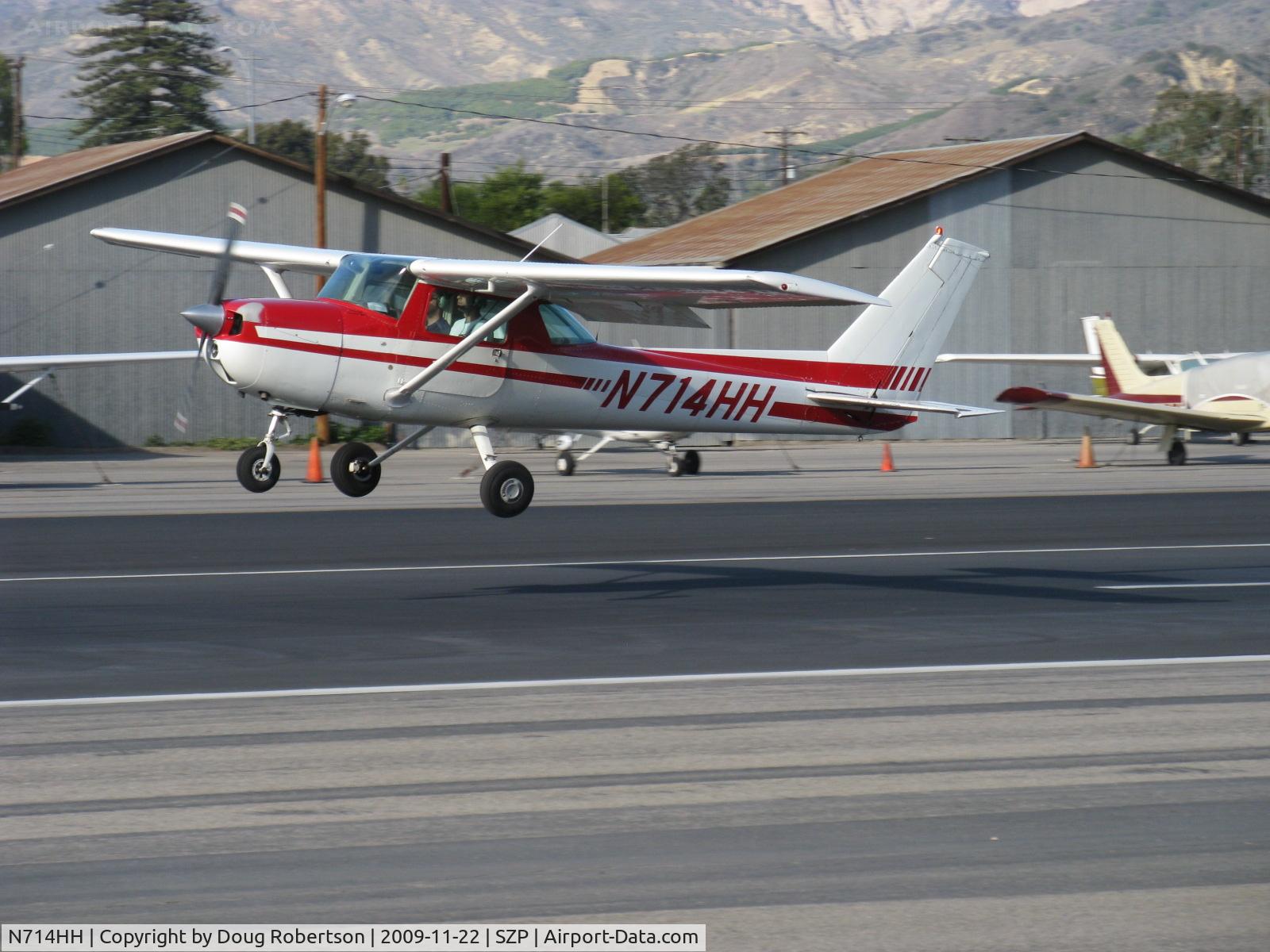 N714HH, 1977 Cessna 150M C/N 15079185, 1977 Cessna 150M, Continental O-200 100 Hp, landing Rwy 22