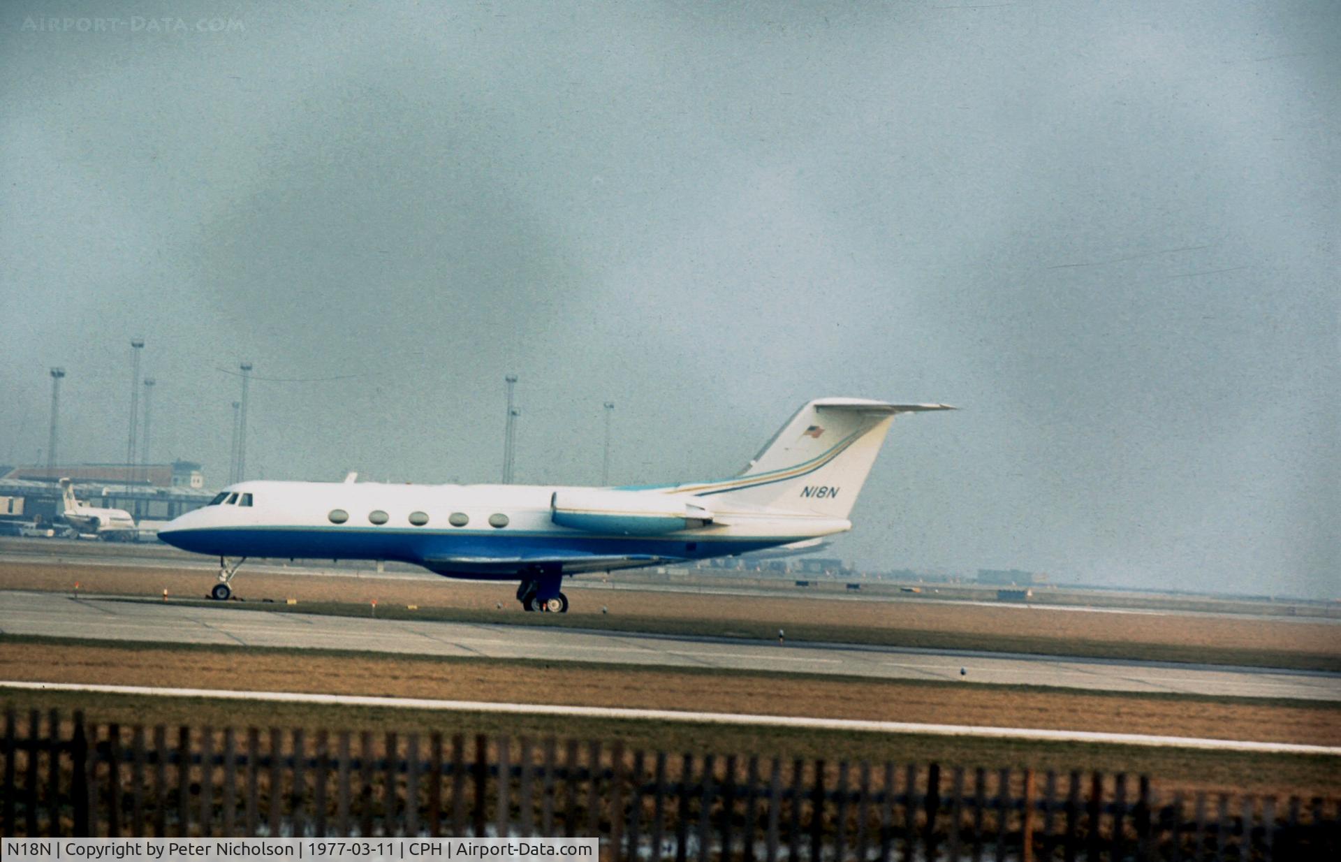 N18N, 1973 Grumman G-1159 Gulfstream II C/N 139, This Gulfstream II was parked at Kastrup in March 1977.