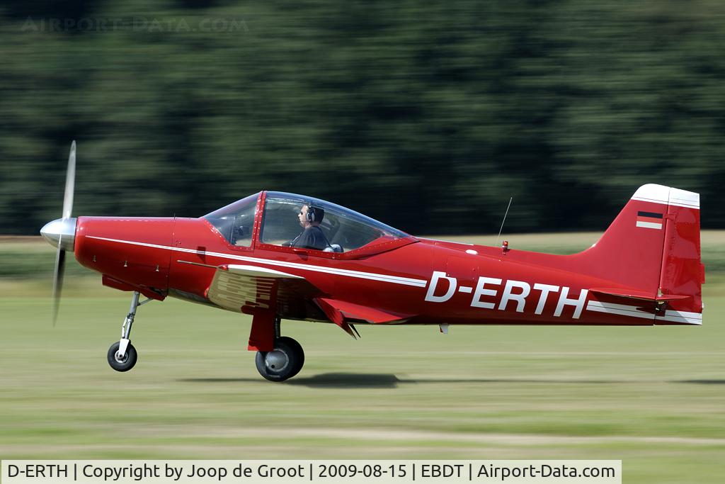 D-ERTH, 1968 Aeromere F-8L Falco III C/N 417, arriva at the 2009 old-timer fly-in.
