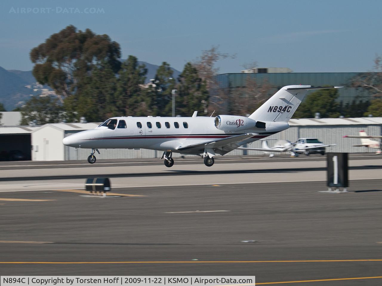 N894C, 2001 Cessna 525A CitationJet CJ2 C/N 525A0013, N894C arriving on RWY 21