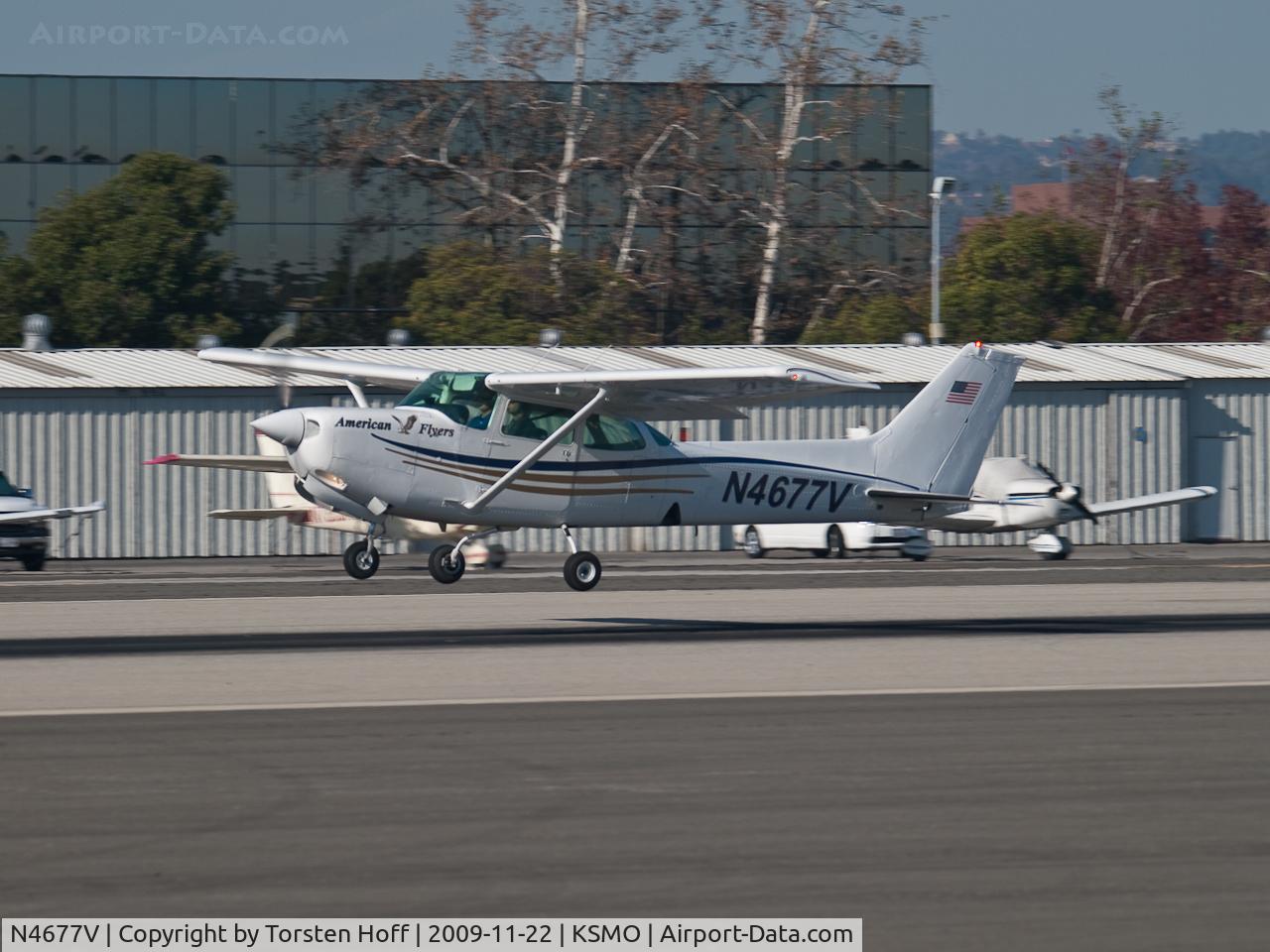 N4677V, 1980 Cessna 172RG Cutlass RG C/N 172RG0224, N4677V departing from RWY 21
