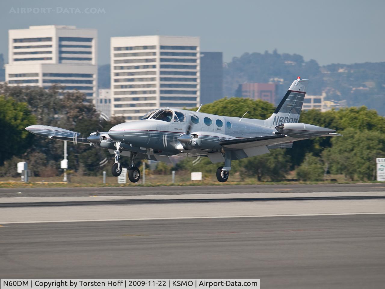 N60DM, 1979 Cessna 340A C/N 340A0711, N60DM arriving on RWY 21