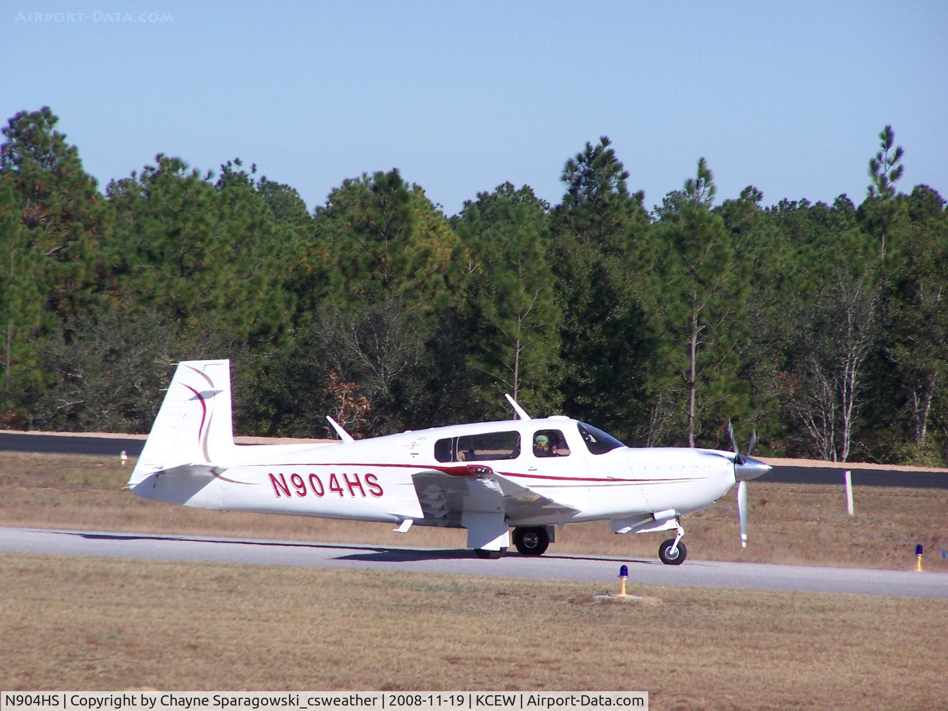 N904HS, 2006 Mooney M20R Ovation C/N 29-0464, Taxiing out