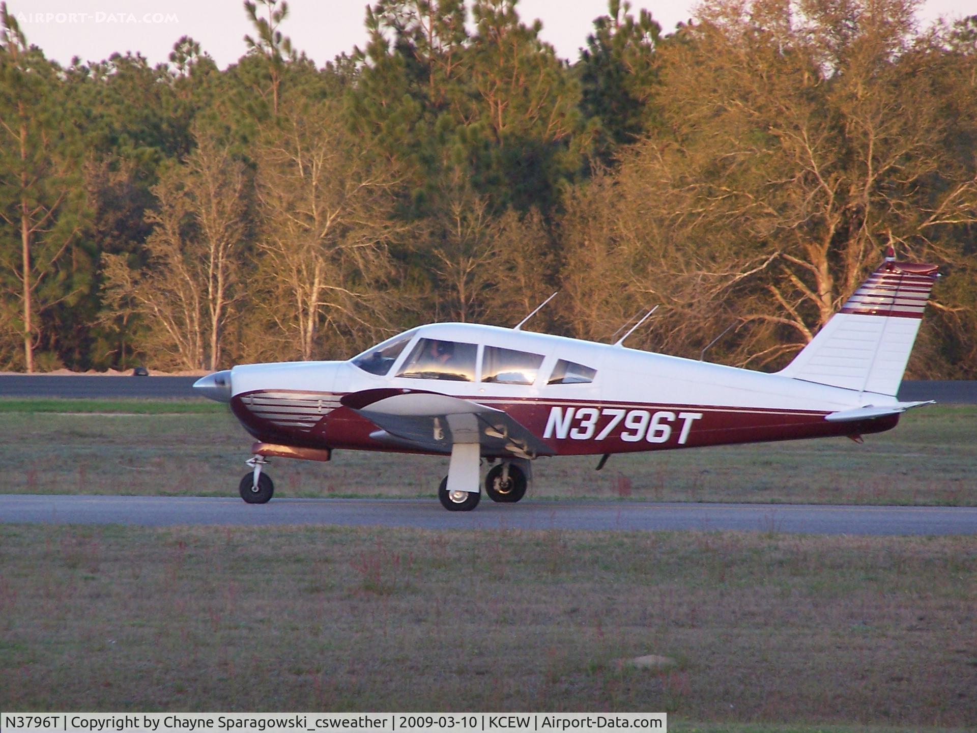 N3796T, 1967 Piper PA-28R-180 Cherokee Arrow C/N 28R-30109, Taxiing out