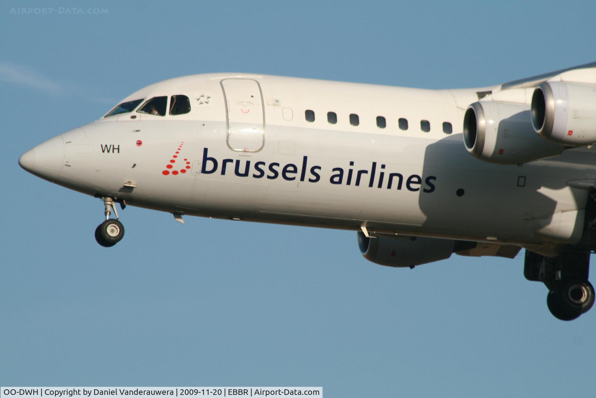 OO-DWH, 1998 British Aerospace Avro 146-RJ100 C/N E3340, now with Star Alliance