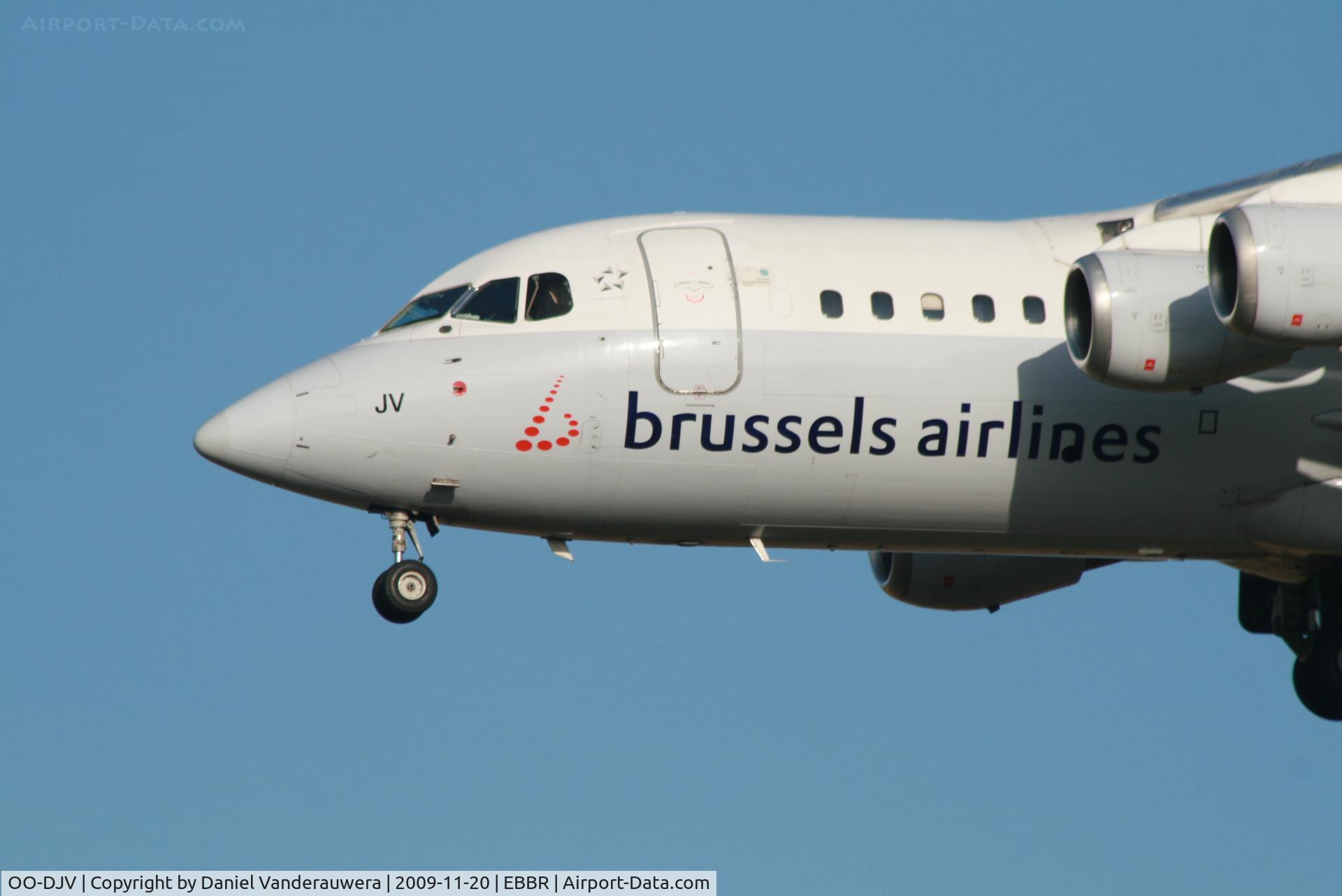 OO-DJV, 1996 British Aerospace Avro 146-RJ85 C/N E.2295, now with Star Alliance